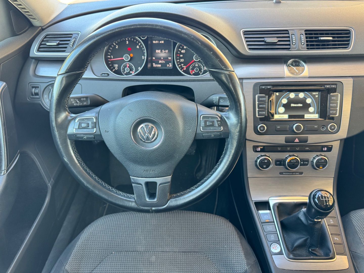 Volkswagen Passat 1.6 TDI 105cv Edition BlueMotion Tech - miniatura 10