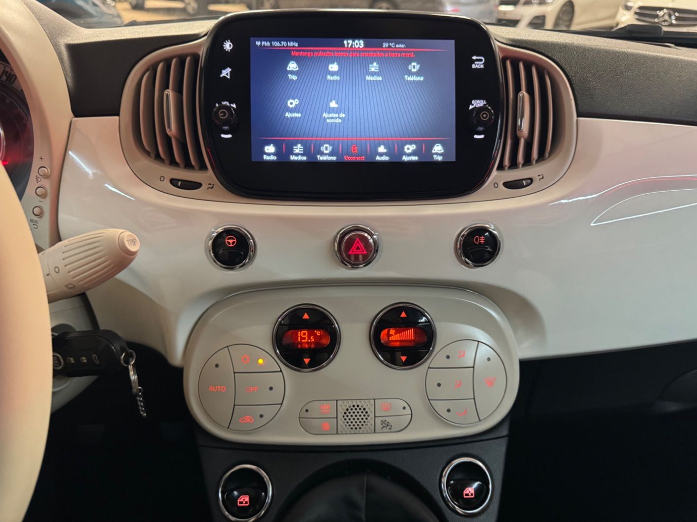 Fiat 500 DOLCEVITA HYBRID 1.0 70 CV ECO - miniatura 10
